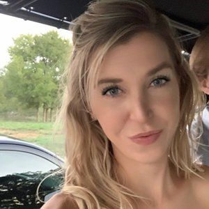 Meet your Posher, Kelley